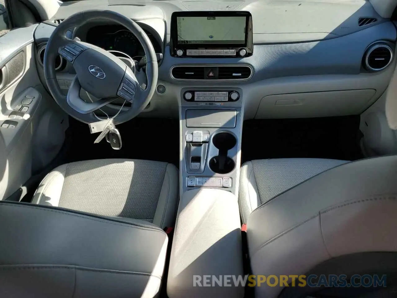 8 Photograph of a damaged car KM8K53AG4MU123270 HYUNDAI KONA 2021