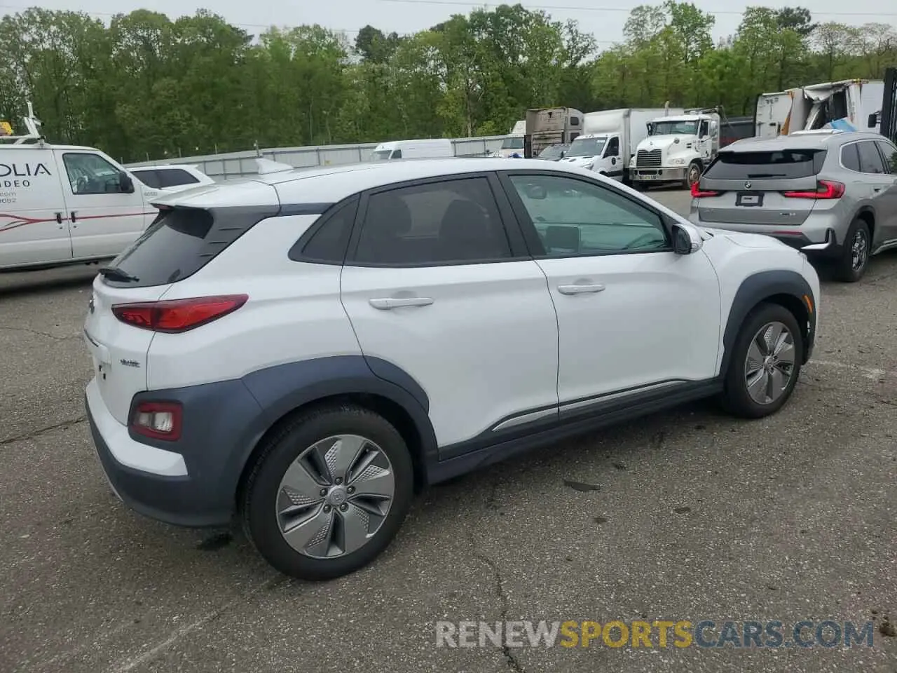 3 Photograph of a damaged car KM8K53AG7MU120752 HYUNDAI KONA 2021