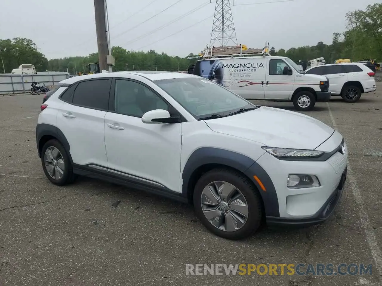 4 Photograph of a damaged car KM8K53AG7MU120752 HYUNDAI KONA 2021