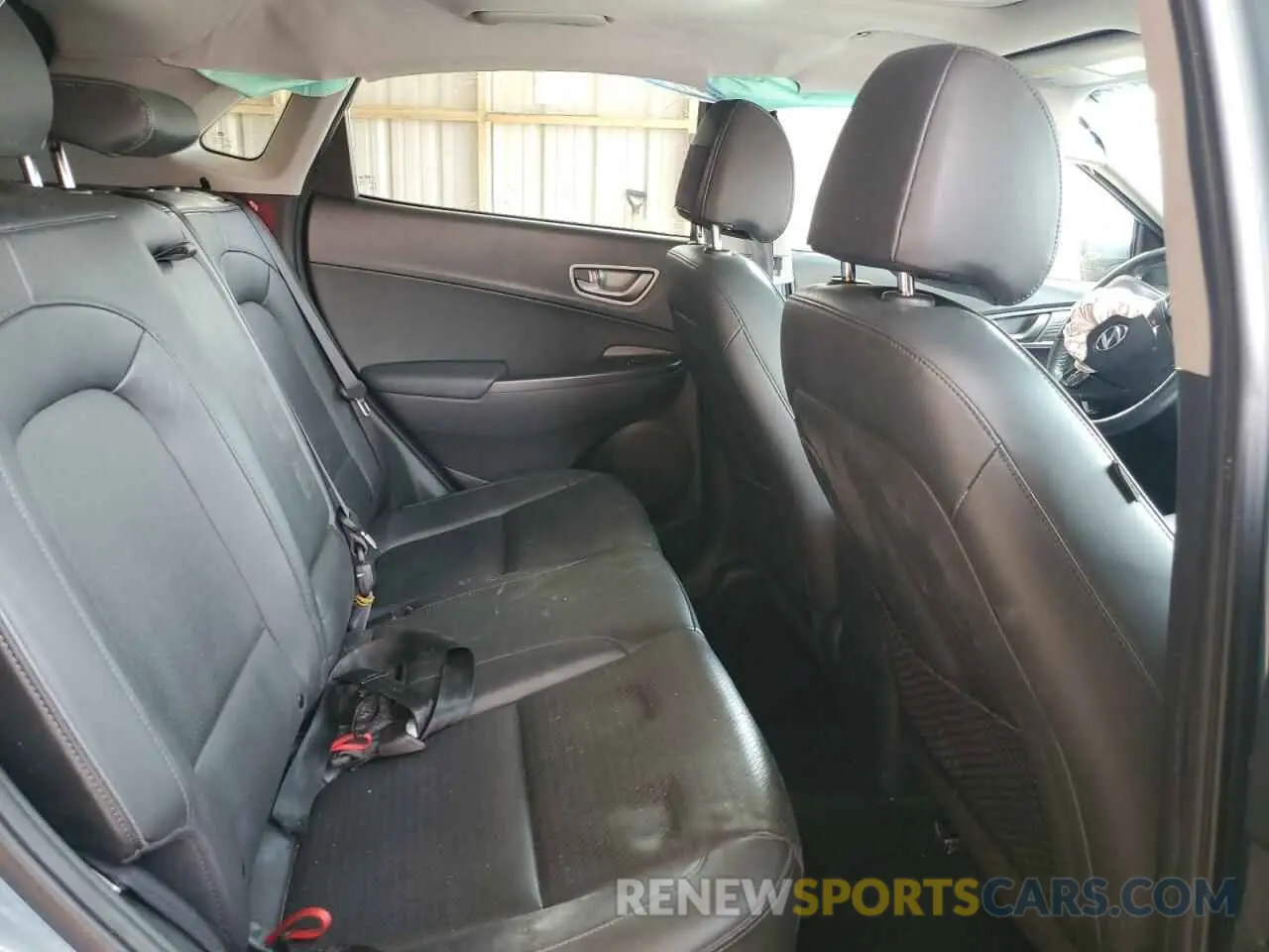 10 Photograph of a damaged car KM8K53AG8MU101756 HYUNDAI KONA 2021