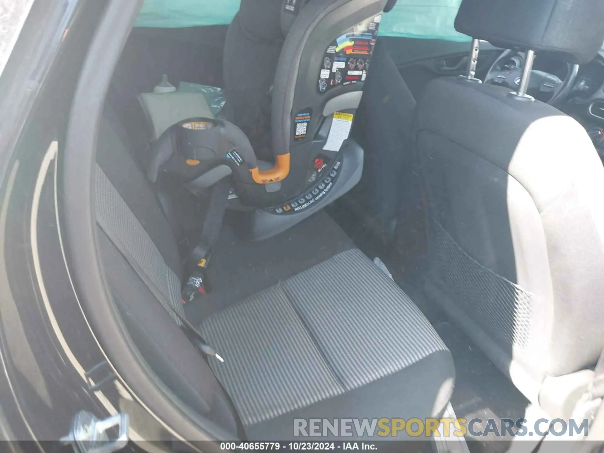 8 Photograph of a damaged car KM8K5CA50MU689814 HYUNDAI KONA 2021