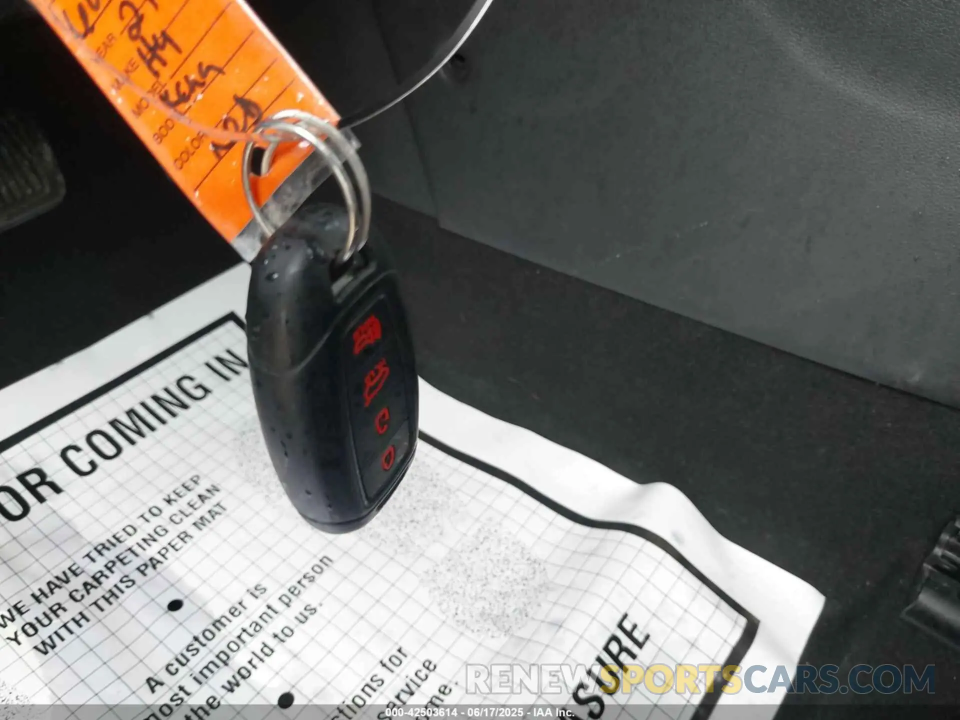 11 Photograph of a damaged car KM8K5CA50MU738347 HYUNDAI KONA 2021