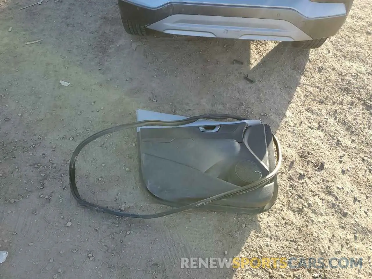 12 Photograph of a damaged car KM8K5CA51MU646616 HYUNDAI KONA 2021