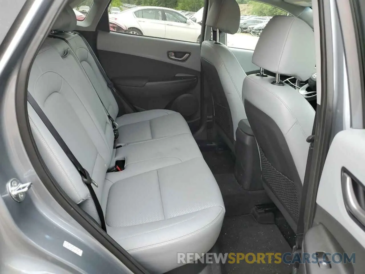 10 Photograph of a damaged car KM8K5CA53MU673400 HYUNDAI KONA 2021