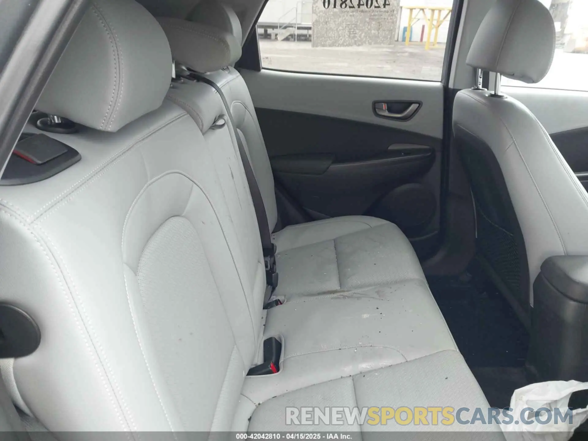 8 Photograph of a damaged car KM8K5CA56MU686772 HYUNDAI KONA 2021