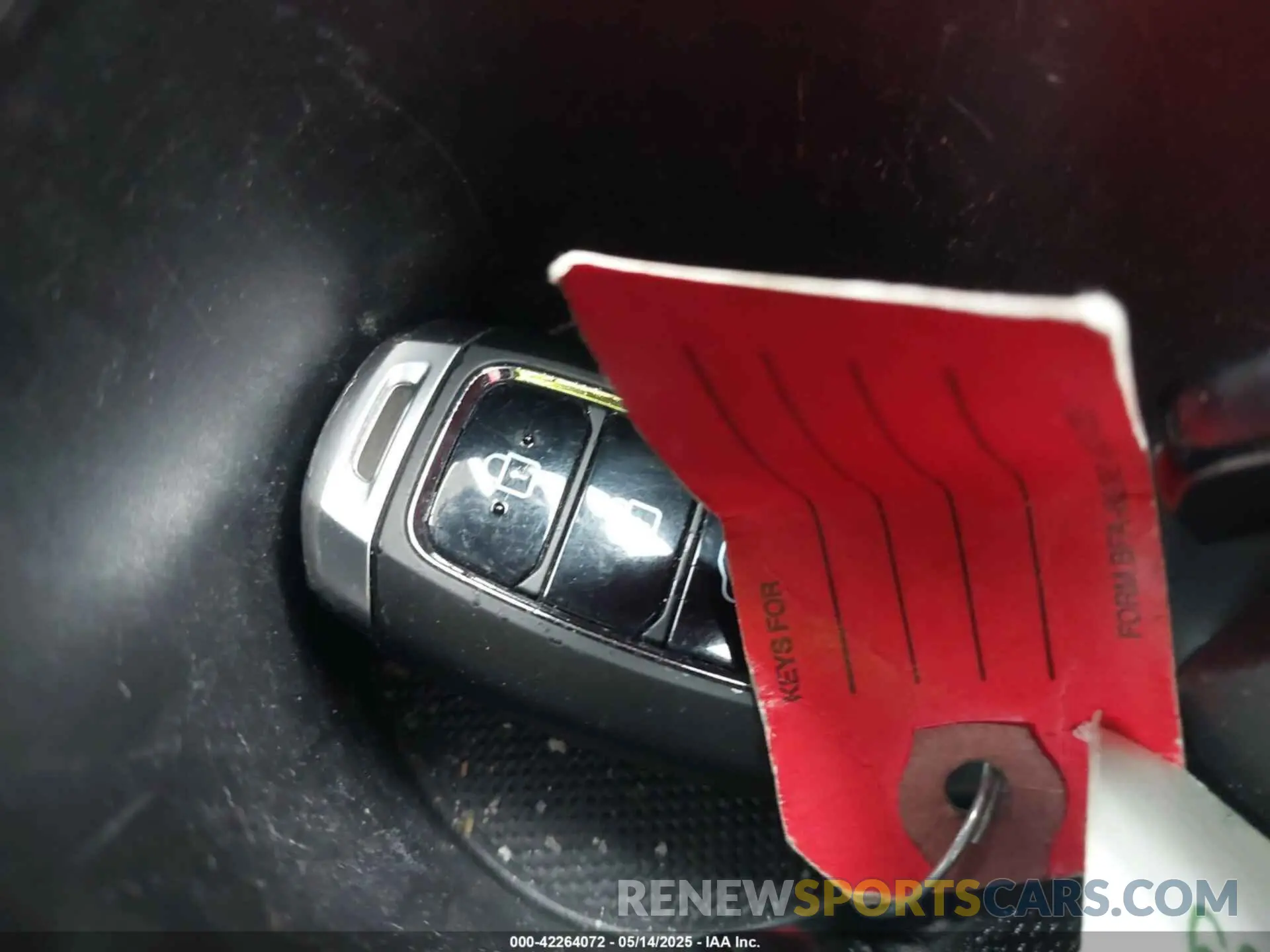 11 Photograph of a damaged car KM8K5CA57MU700873 HYUNDAI KONA 2021