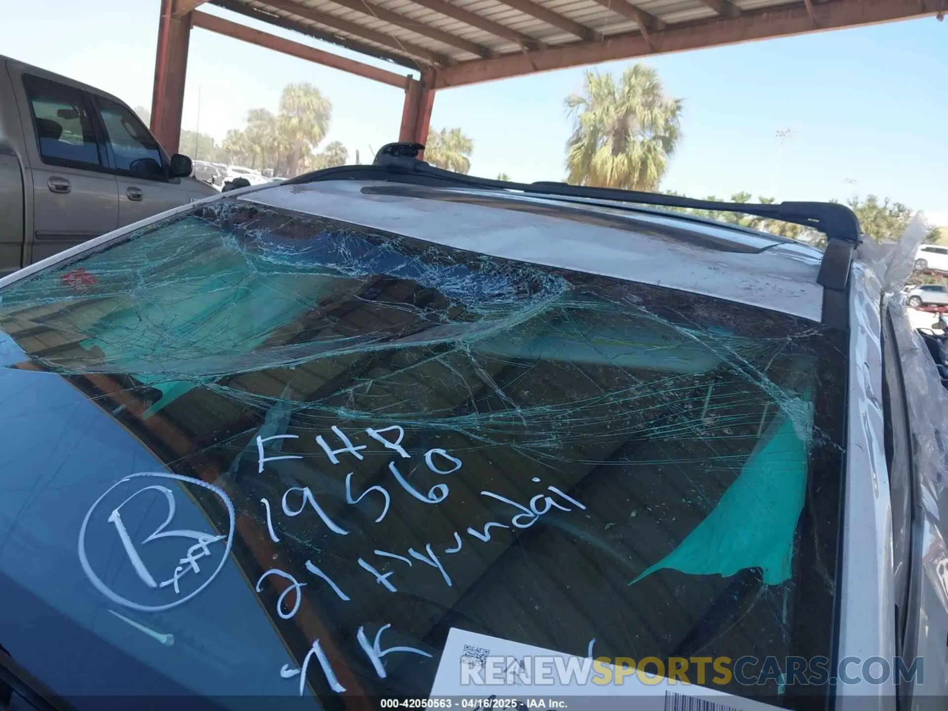12 Photograph of a damaged car KM8K5CA58MU612723 HYUNDAI KONA 2021