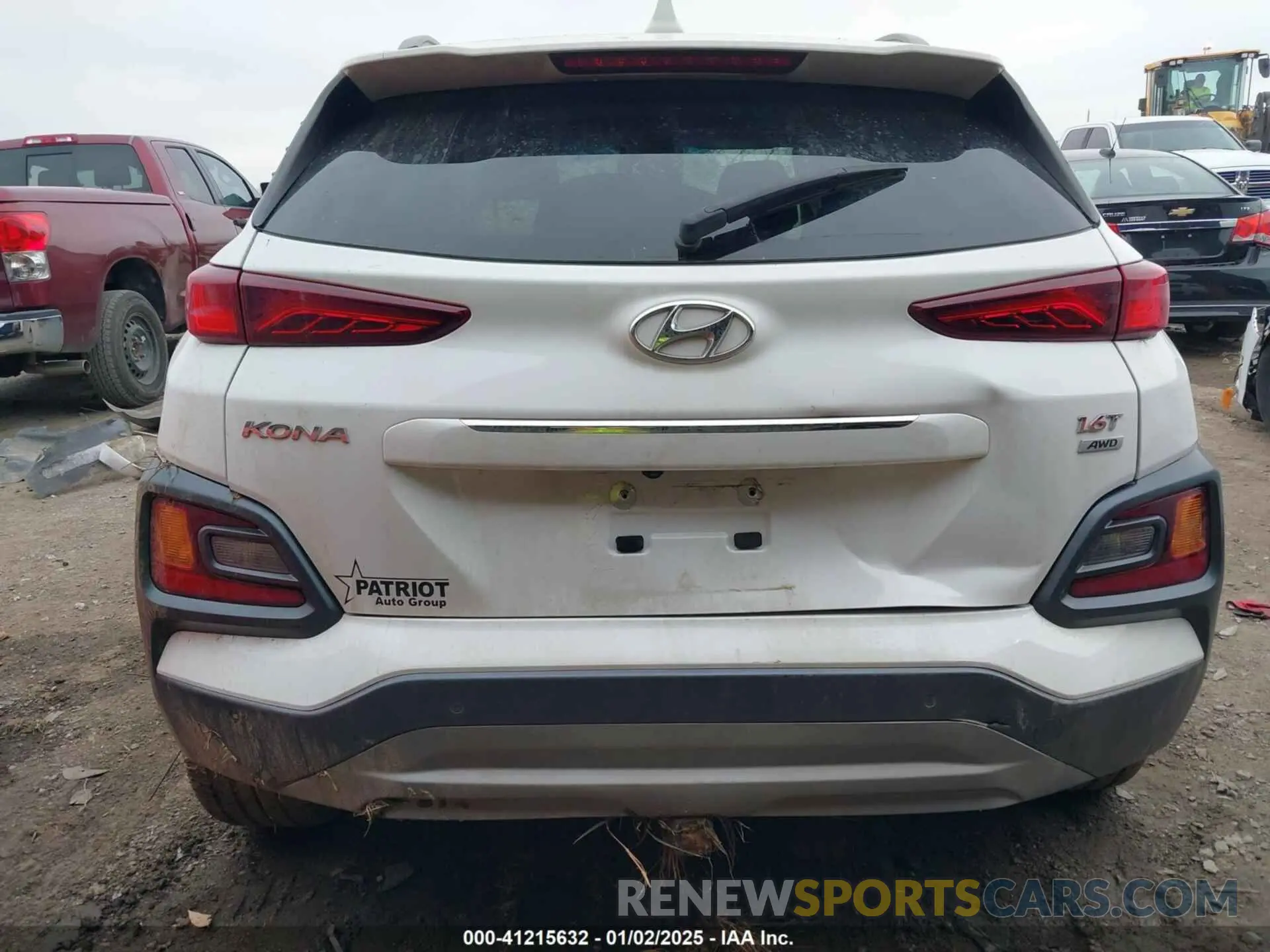 17 Photograph of a damaged car KM8K5CA58MU721649 HYUNDAI KONA 2021