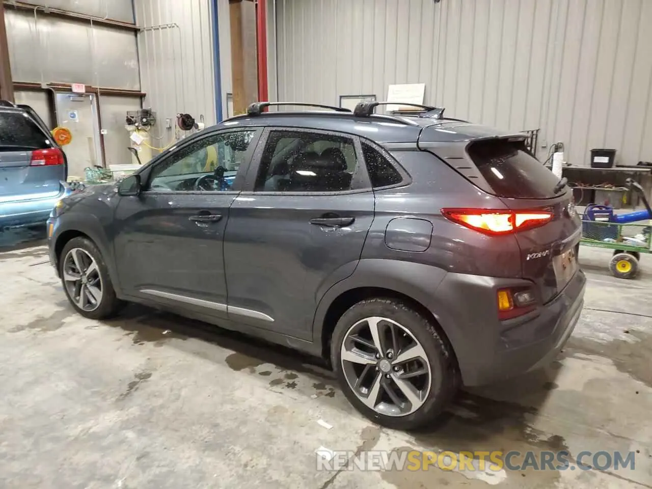 2 Photograph of a damaged car KM8K5CA5XMU647408 HYUNDAI KONA 2021