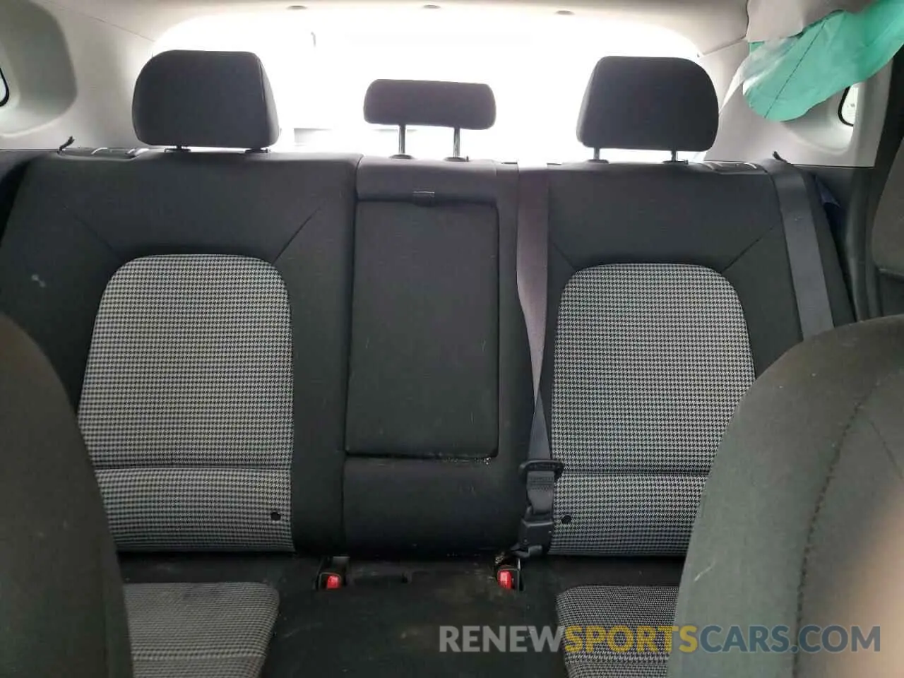 10 Photograph of a damaged car KM8K62AA3MU652955 HYUNDAI KONA 2021