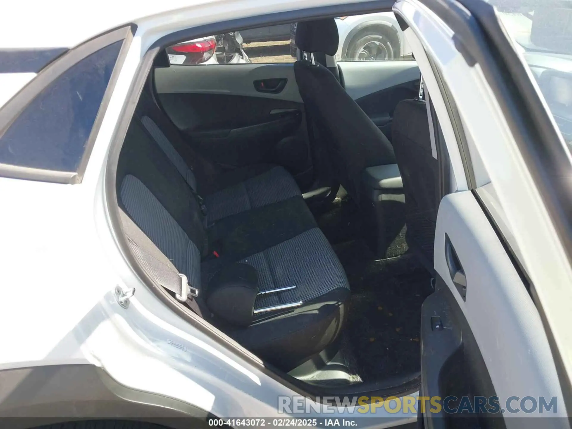 8 Photograph of a damaged car KM8K62AA4MU626591 HYUNDAI KONA 2021