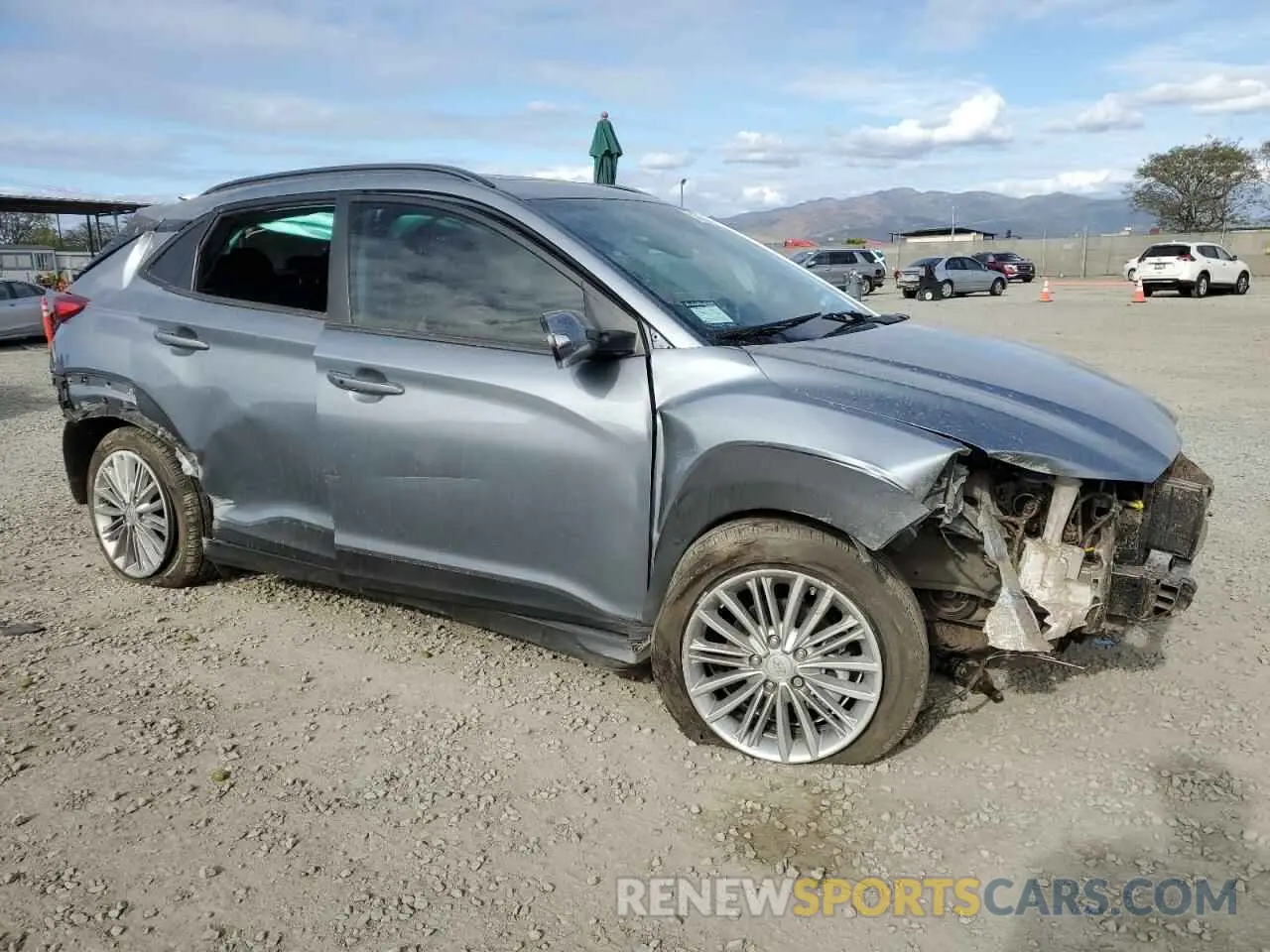 4 Photograph of a damaged car KM8K62AA8MU691170 HYUNDAI KONA 2021