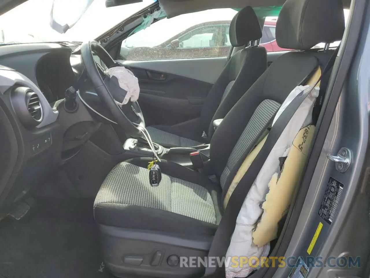 7 Photograph of a damaged car KM8K62AA8MU691170 HYUNDAI KONA 2021