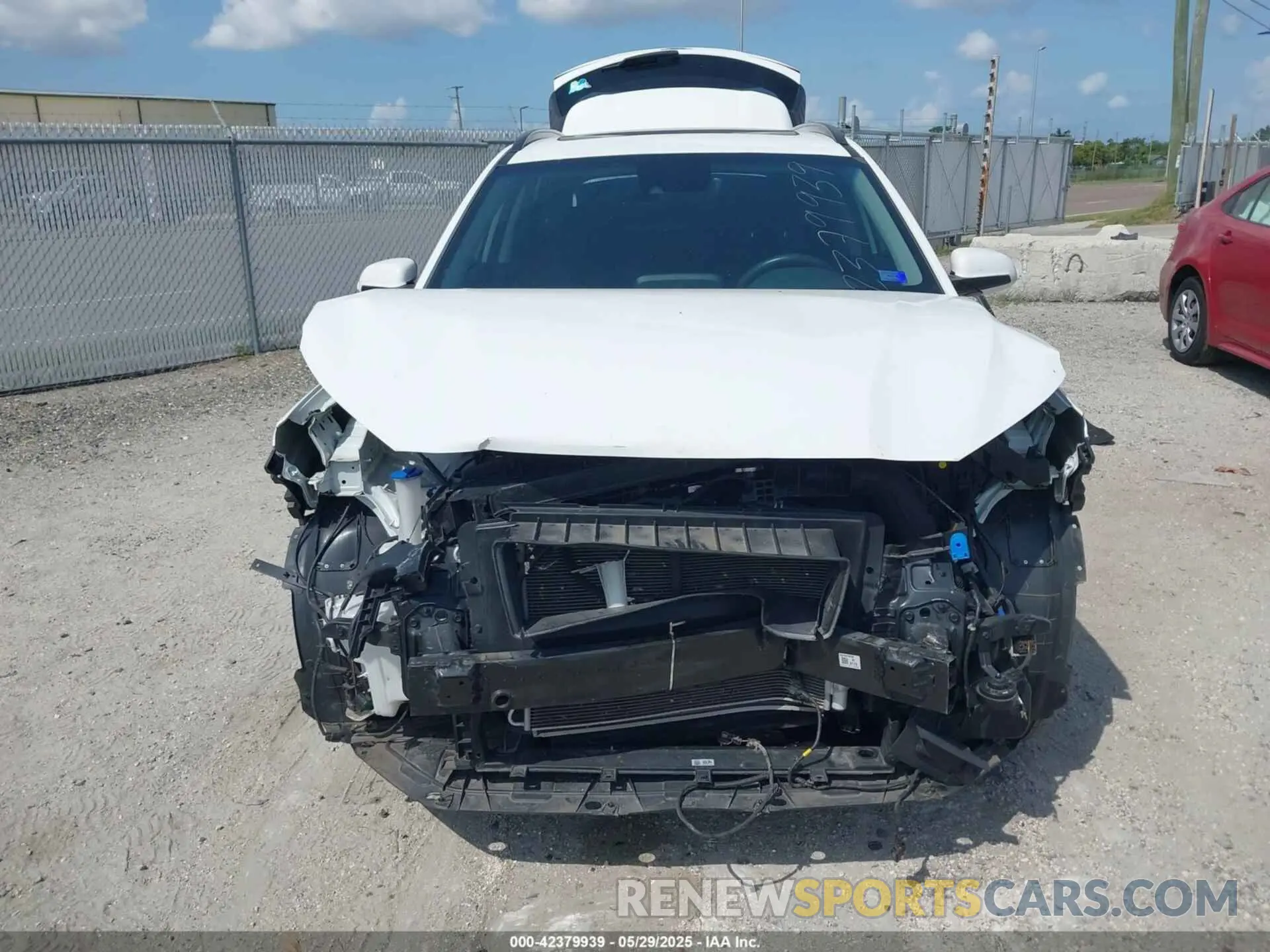 12 Photograph of a damaged car KM8K62AAXMU734231 HYUNDAI KONA 2021