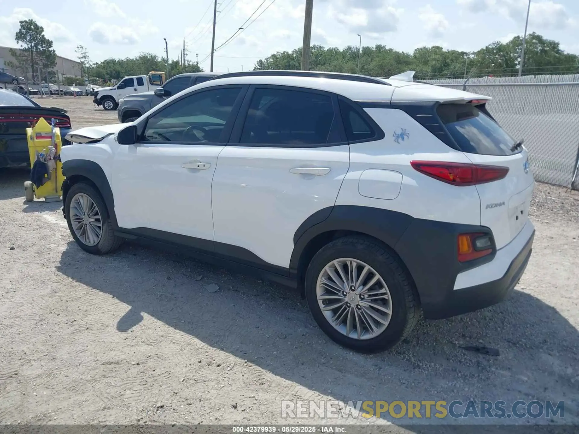 3 Photograph of a damaged car KM8K62AAXMU734231 HYUNDAI KONA 2021