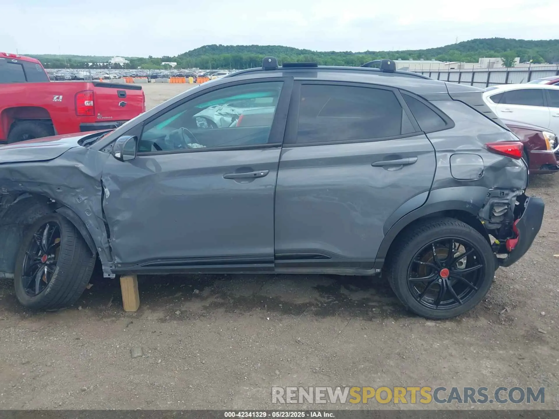 15 Photograph of a damaged car KM8K63A51MU693044 HYUNDAI KONA 2021
