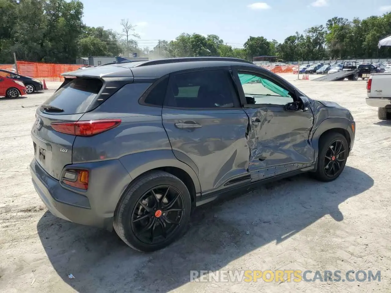 3 Photograph of a damaged car KM8K63A57MU689368 HYUNDAI KONA 2021