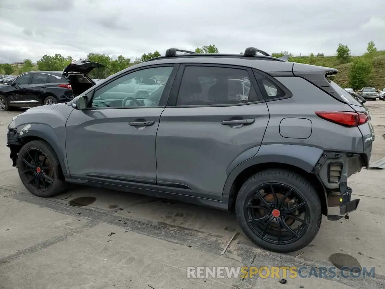 2 Photograph of a damaged car KM8K6CA5XMU675836 HYUNDAI KONA 2021