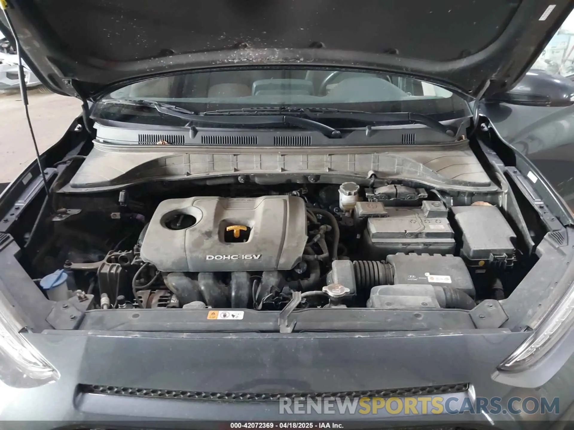 10 Photograph of a damaged car KM8K6CAA3MU705367 HYUNDAI KONA 2021