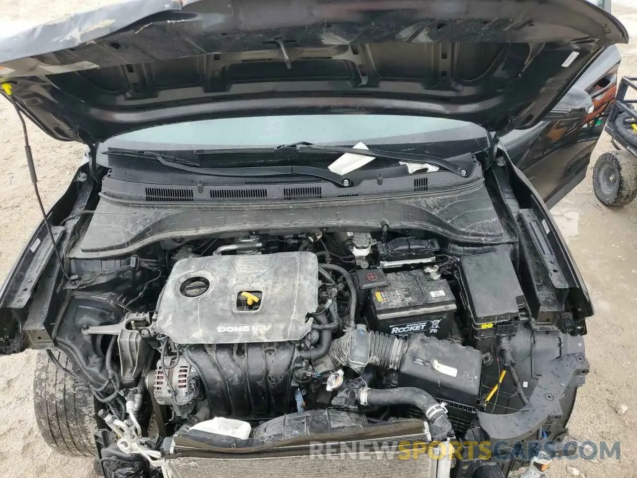 11 Photograph of a damaged car KM8K6CAA8MU739661 HYUNDAI KONA 2021