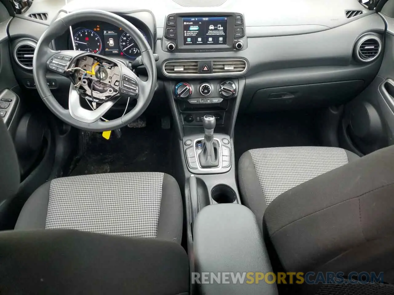 8 Photograph of a damaged car KM8K6CAA8MU739661 HYUNDAI KONA 2021