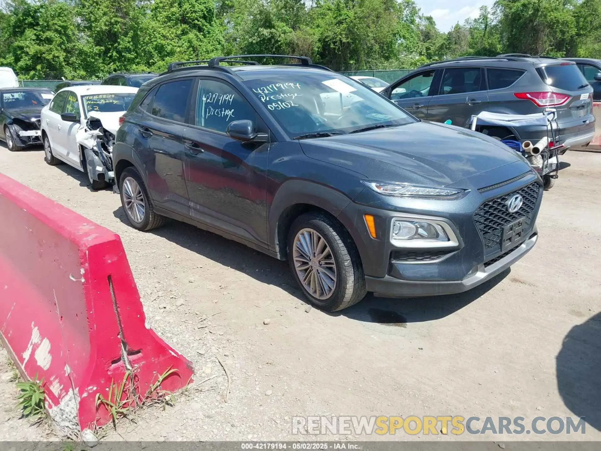 1 Photograph of a damaged car KM8K6CAA9MU676134 HYUNDAI KONA 2021