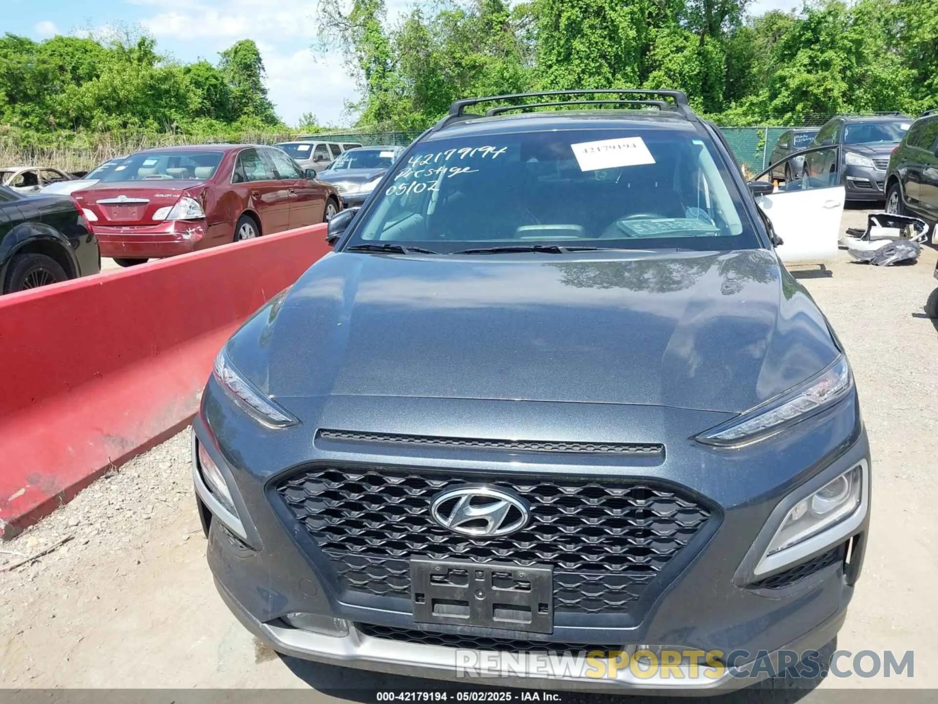13 Photograph of a damaged car KM8K6CAA9MU676134 HYUNDAI KONA 2021