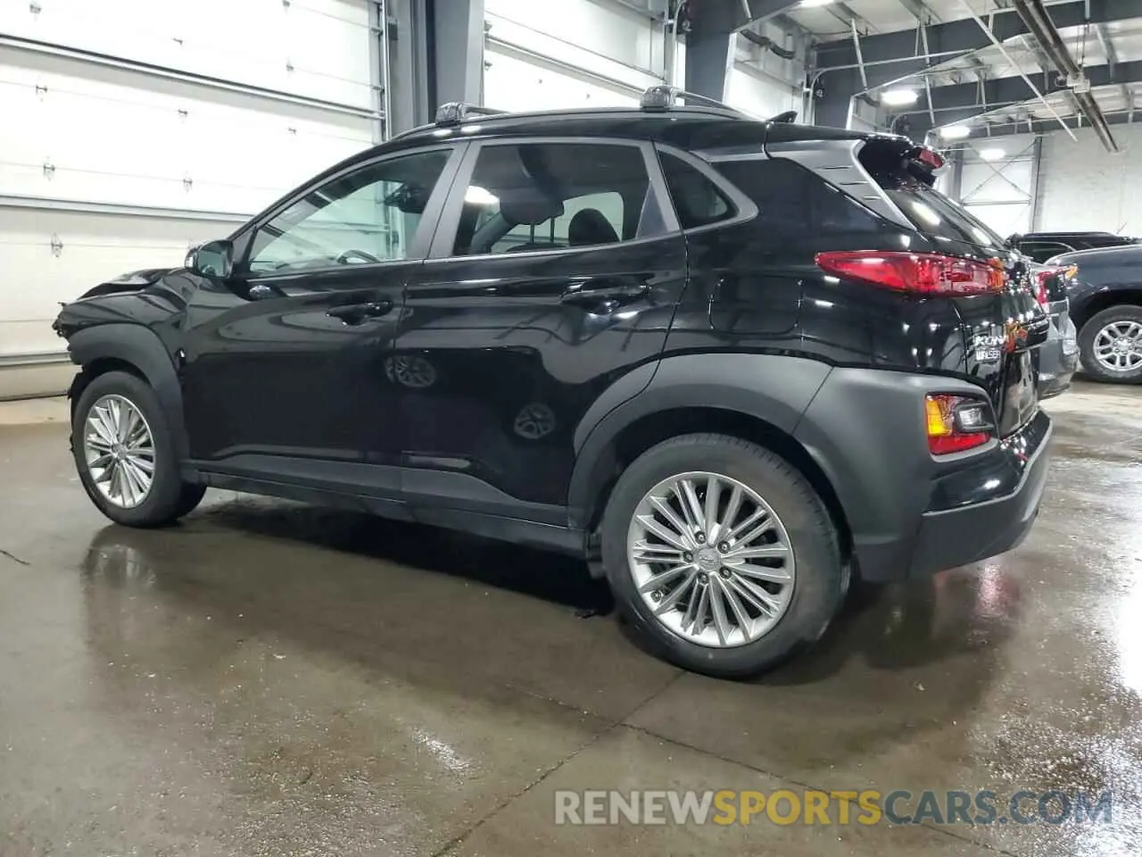 2 Photograph of a damaged car KM8K6CAA9MU704921 HYUNDAI KONA 2021