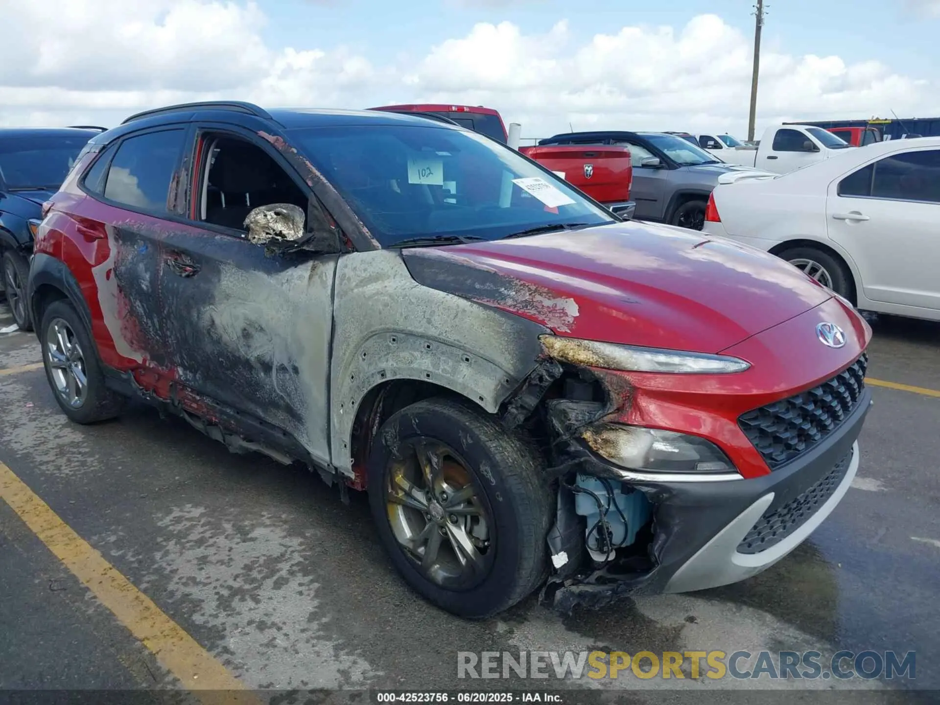 1 Photograph of a damaged car 0KM8K62ABNU760767 HYUNDAI KONA 2022