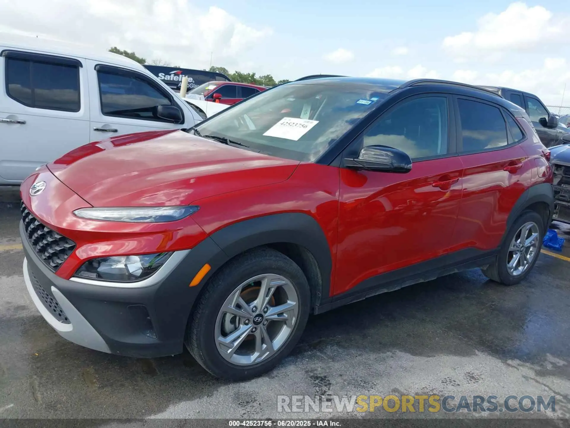 2 Photograph of a damaged car 0KM8K62ABNU760767 HYUNDAI KONA 2022