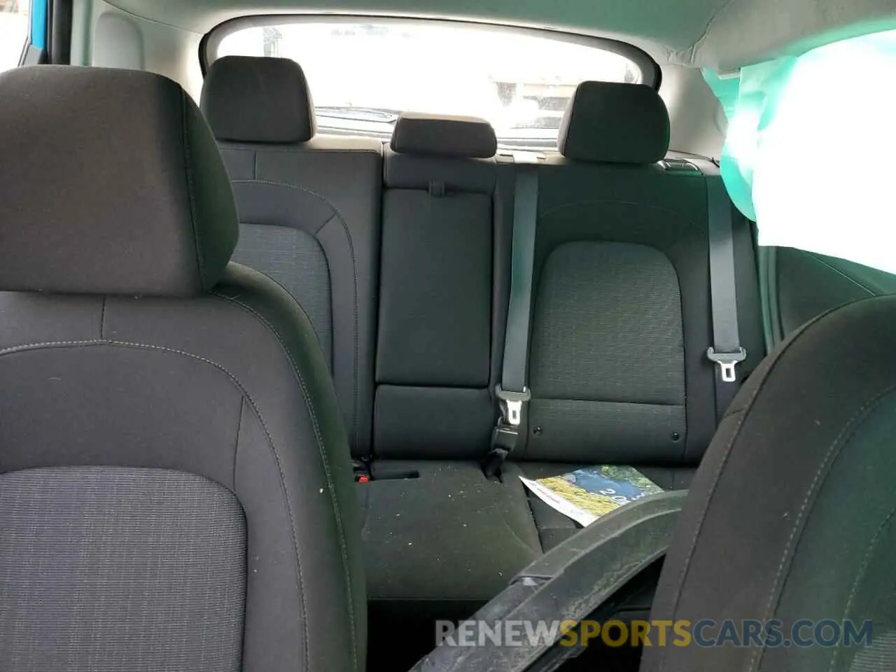 10 Photograph of a damaged car KM8K1CAB6NU764552 HYUNDAI KONA 2022