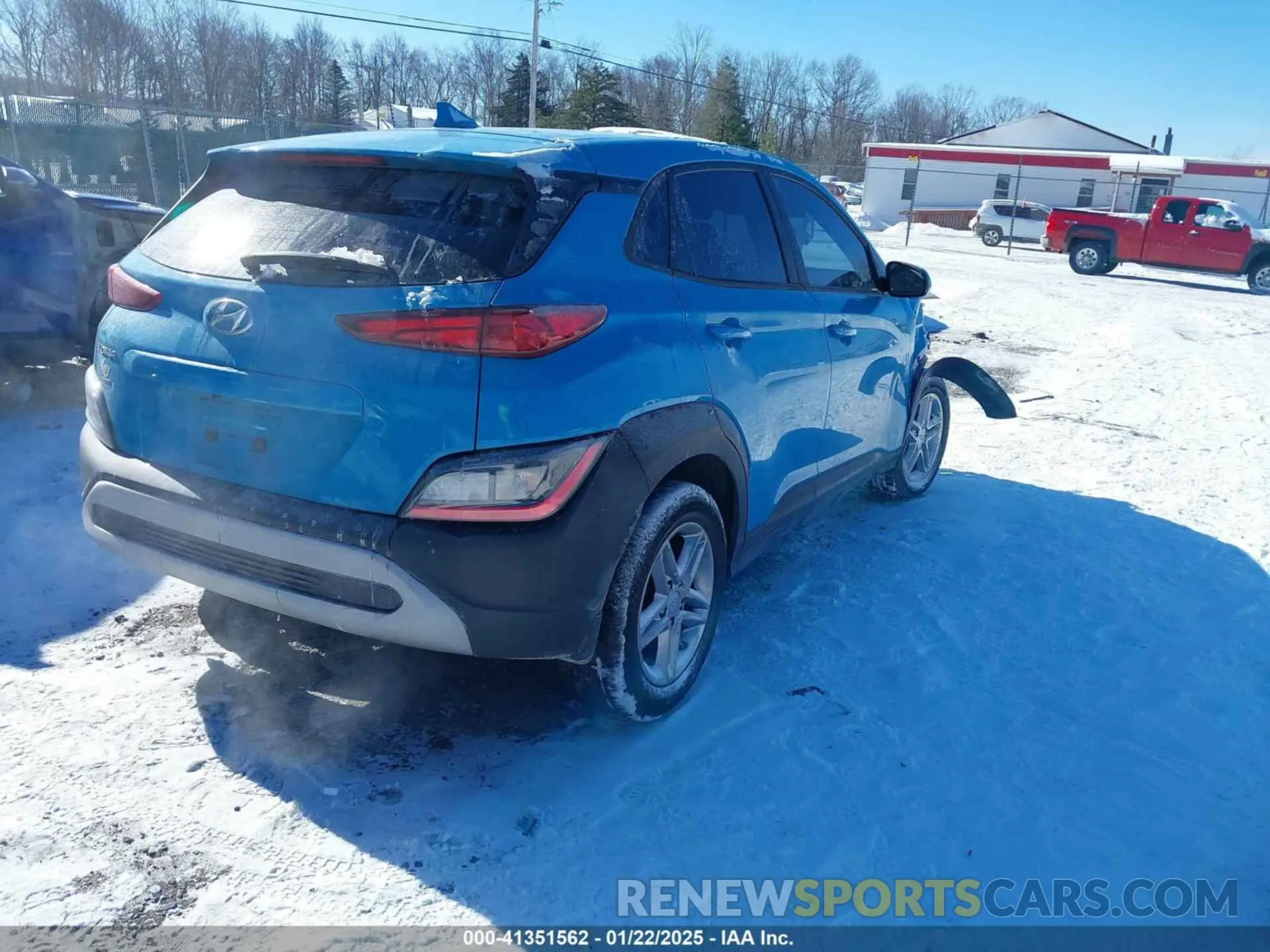 4 Photograph of a damaged car KM8K22AB0NU873371 HYUNDAI KONA 2022