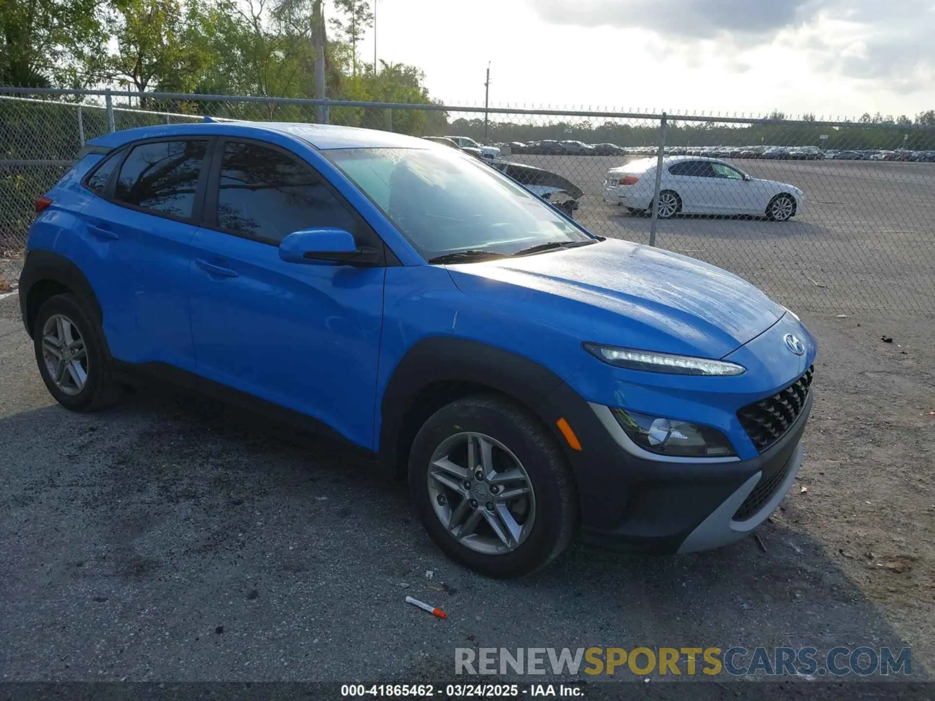 1 Photograph of a damaged car KM8K22AB1NU771321 HYUNDAI KONA 2022