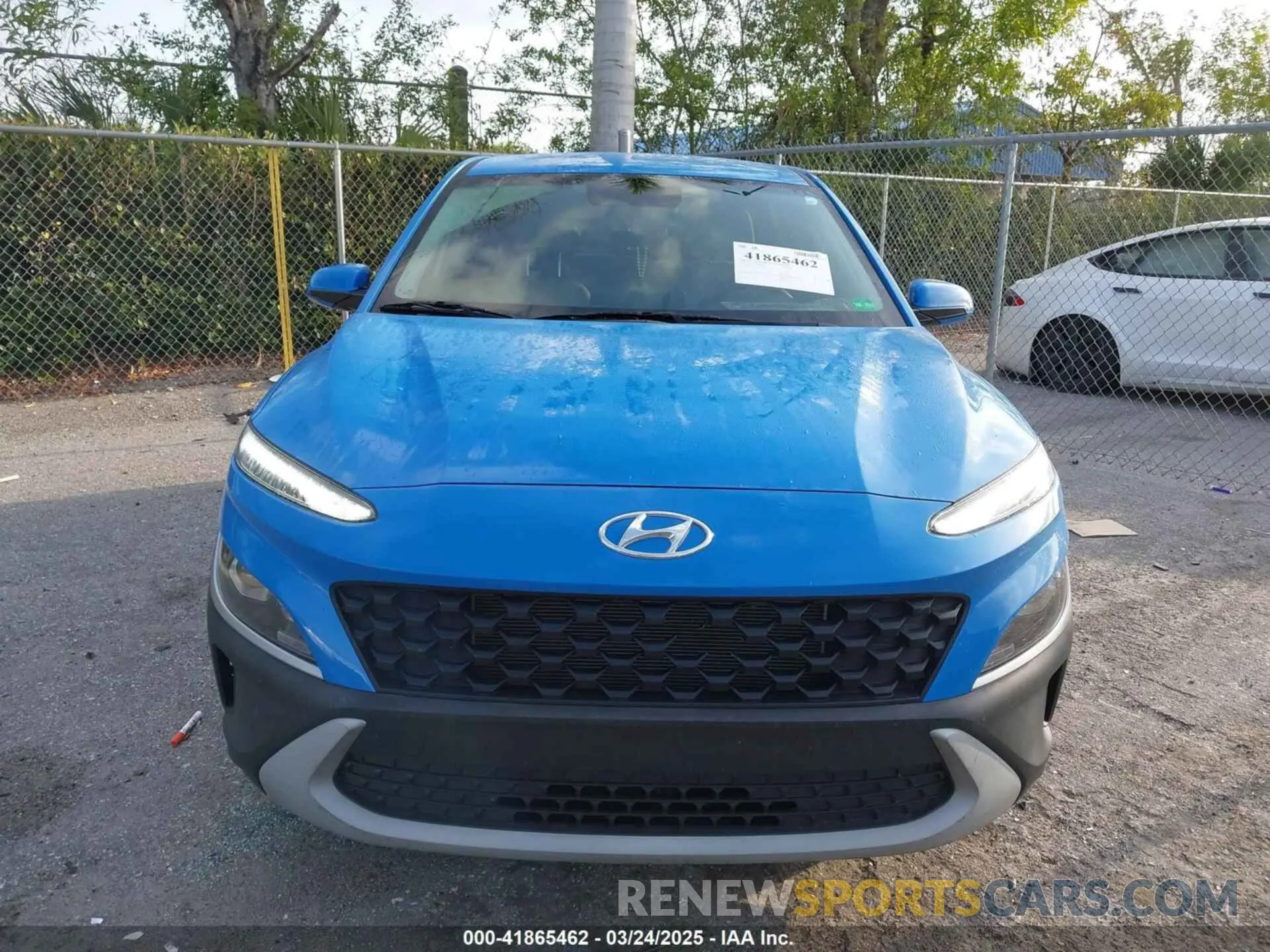 13 Photograph of a damaged car KM8K22AB1NU771321 HYUNDAI KONA 2022