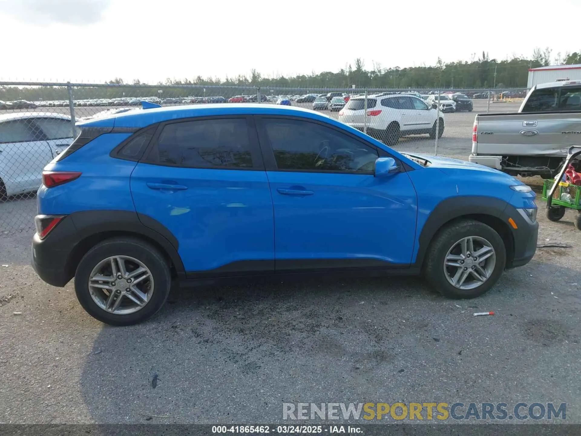14 Photograph of a damaged car KM8K22AB1NU771321 HYUNDAI KONA 2022