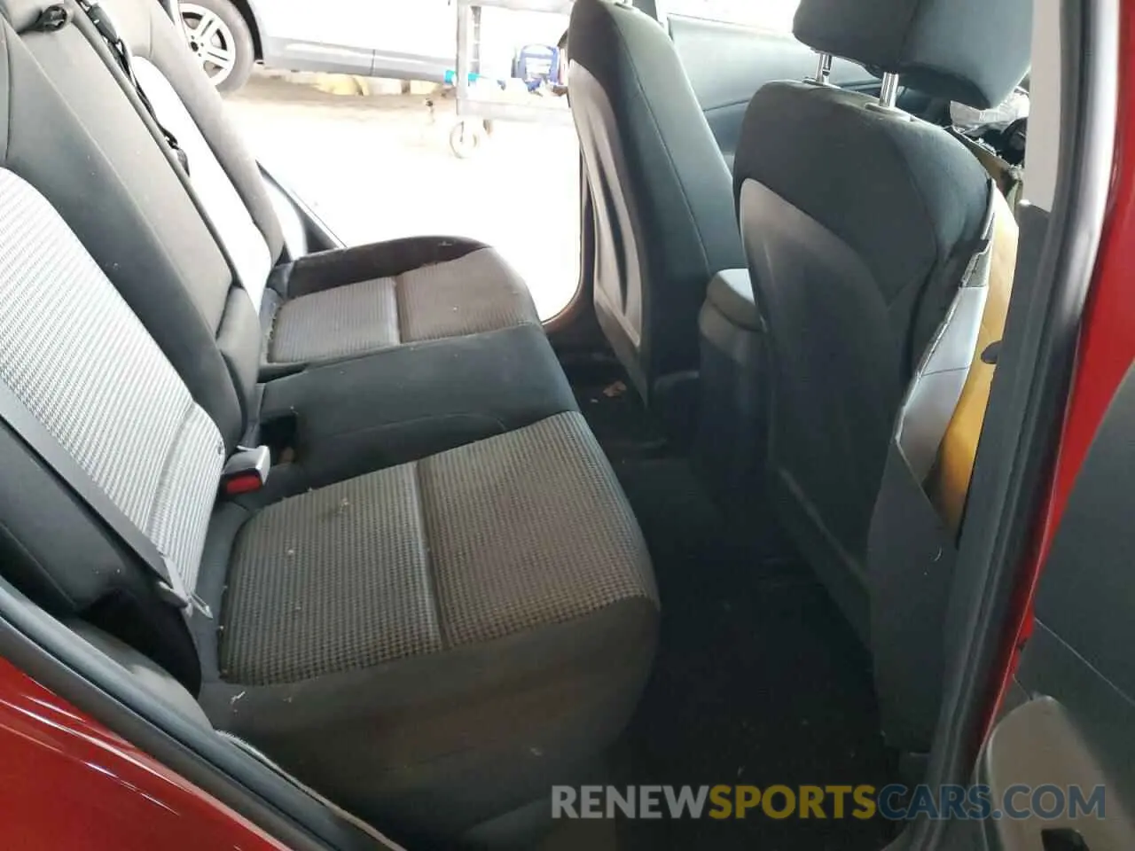 10 Photograph of a damaged car KM8K22AB1NU820579 HYUNDAI KONA 2022