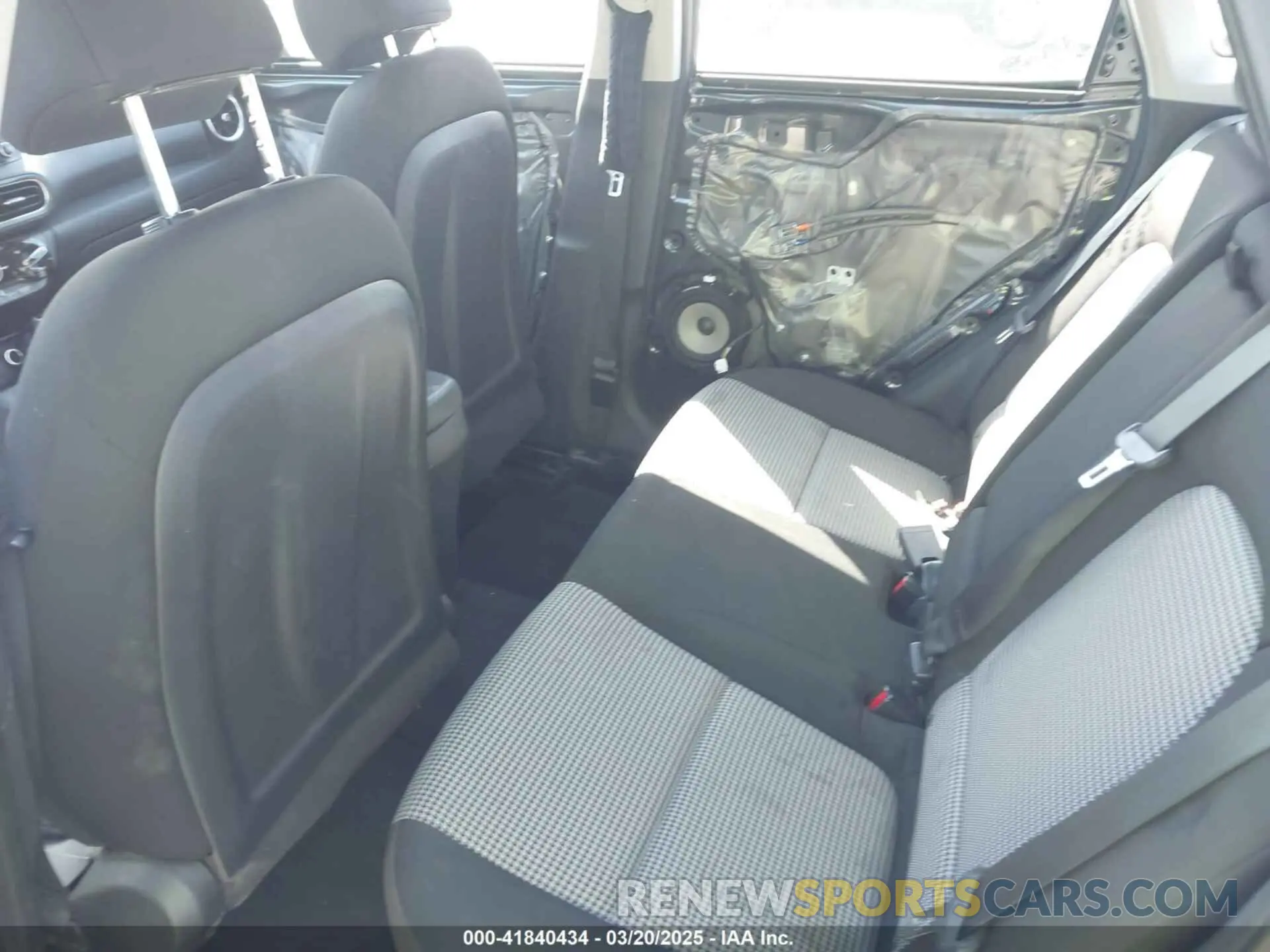 8 Photograph of a damaged car KM8K22AB4NU763892 HYUNDAI KONA 2022