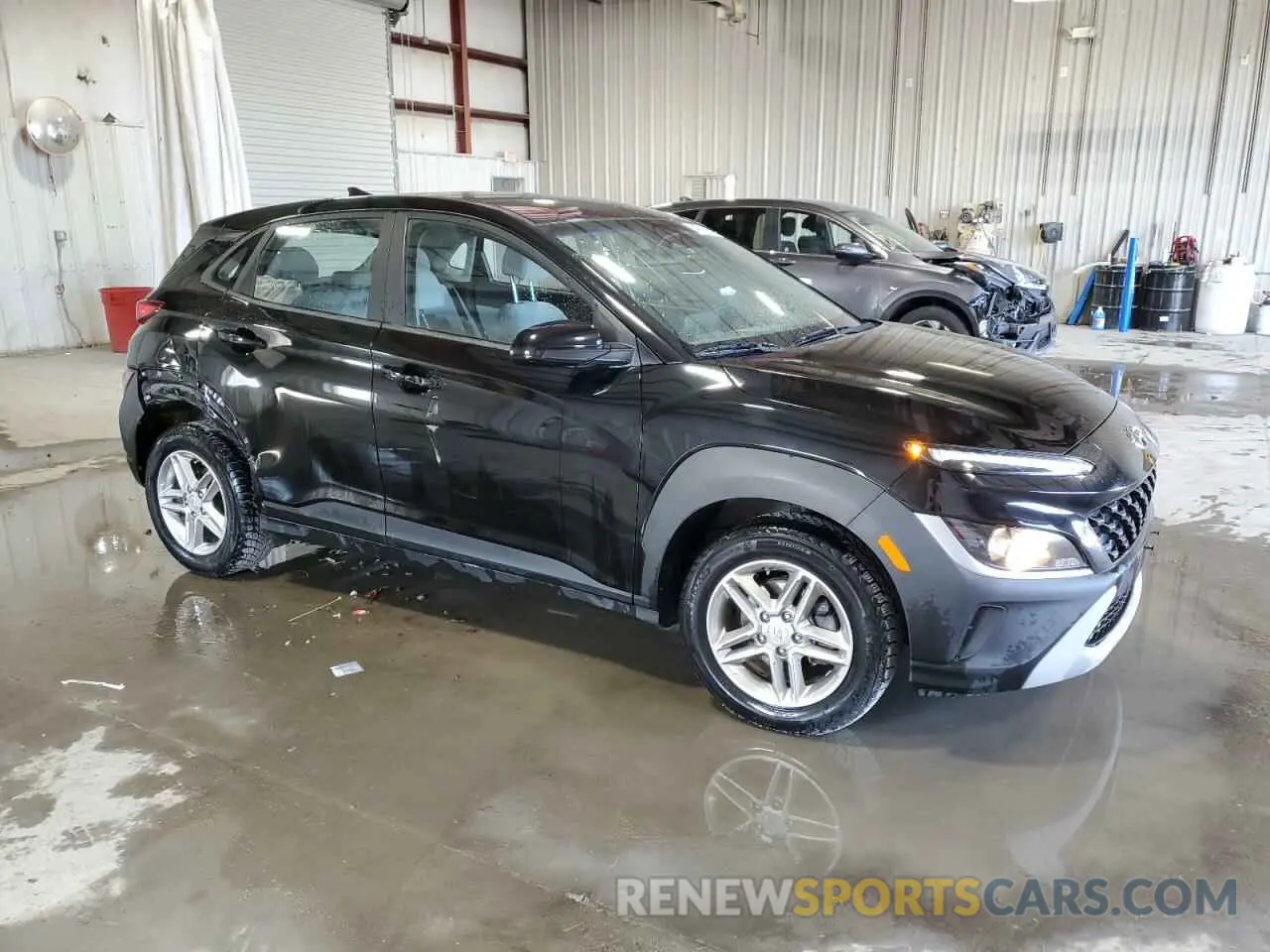 4 Photograph of a damaged car KM8K22AB5NU762802 HYUNDAI KONA 2022