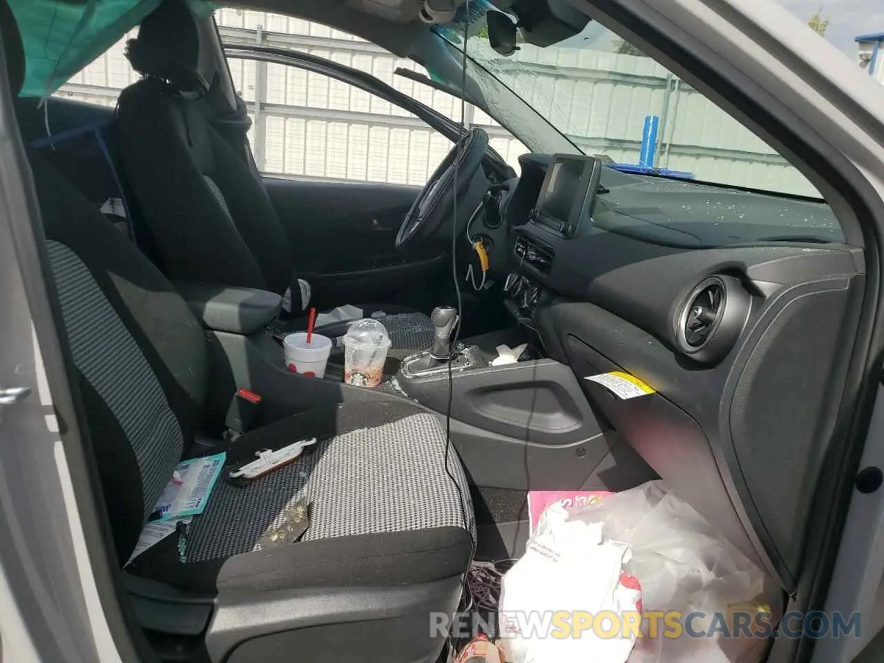 7 Photograph of a damaged car KM8K22AB6NU849740 HYUNDAI KONA 2022