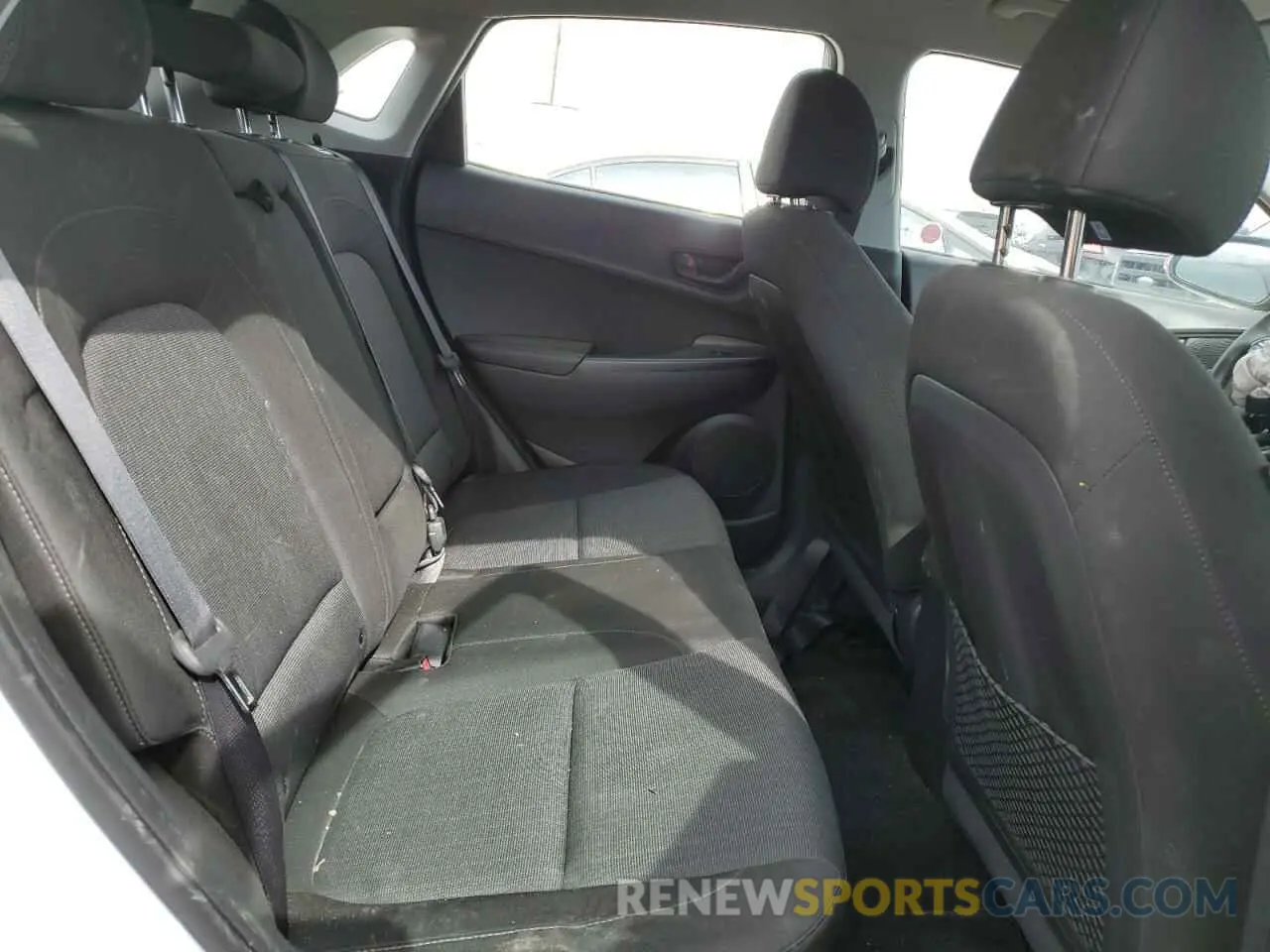 11 Photograph of a damaged car KM8K2CAB2NU863916 HYUNDAI KONA 2022