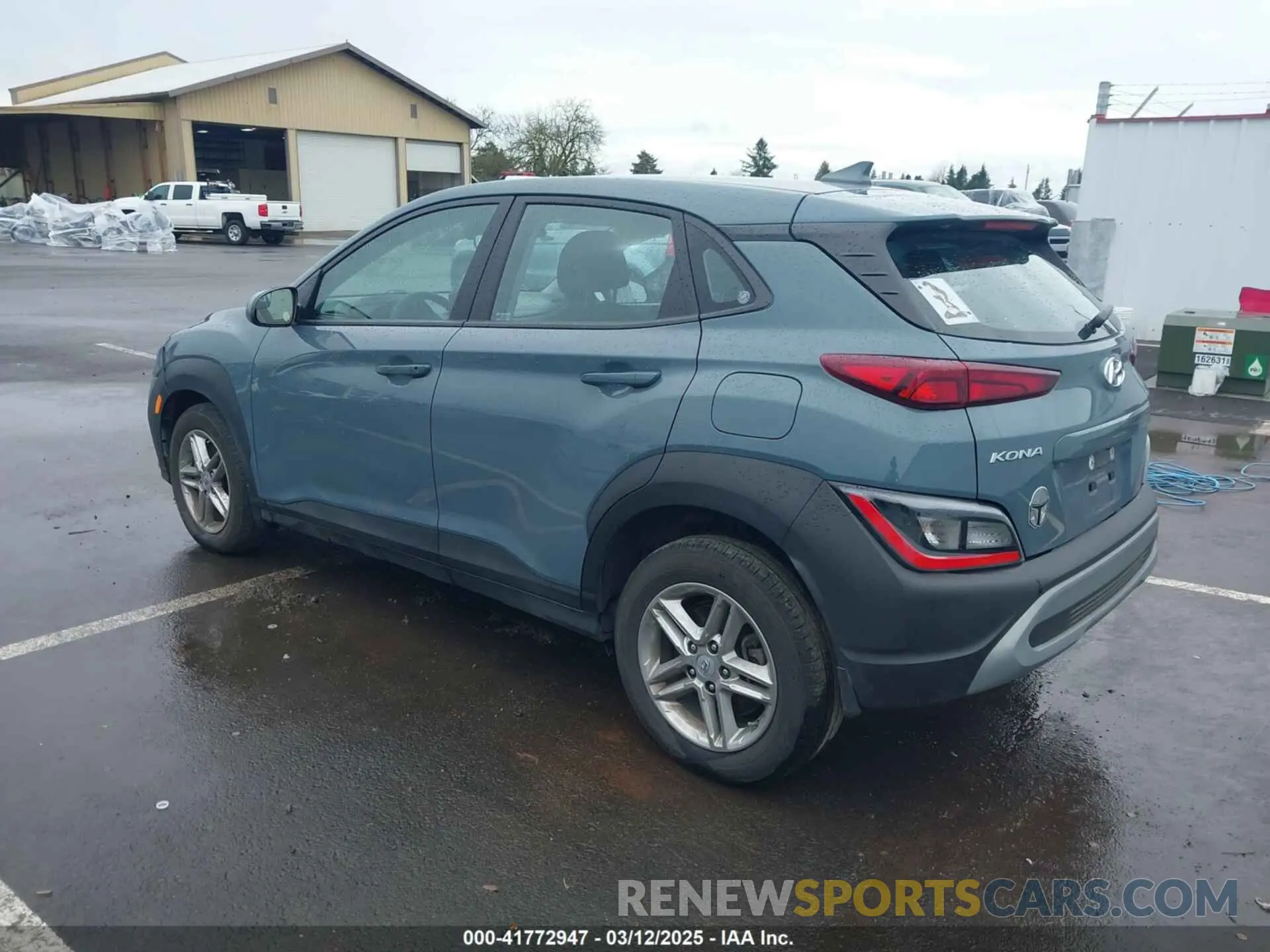3 Photograph of a damaged car KM8K2CAB3NU839432 HYUNDAI KONA 2022