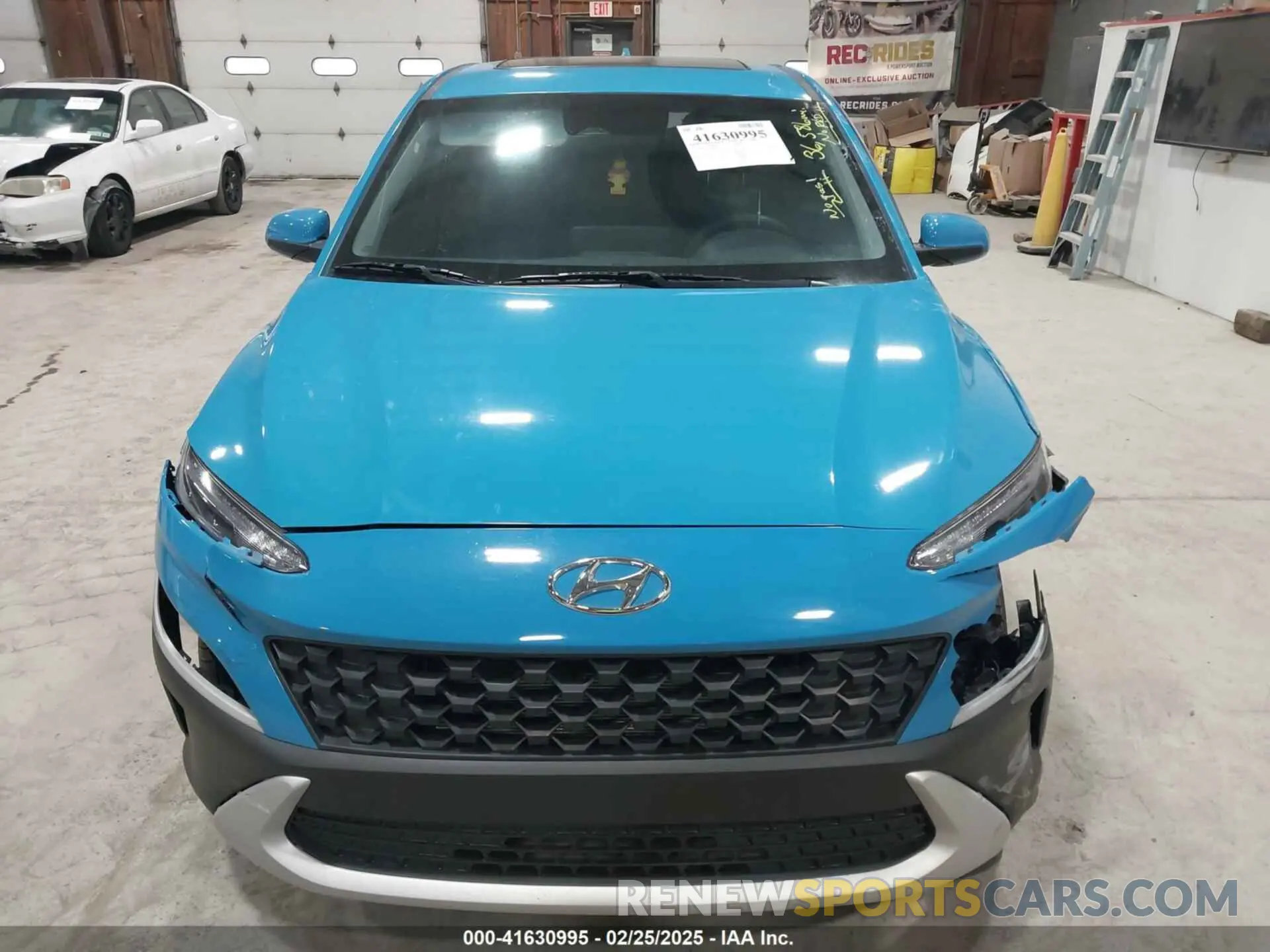 12 Photograph of a damaged car KM8K2CAB4NU878255 HYUNDAI KONA 2022