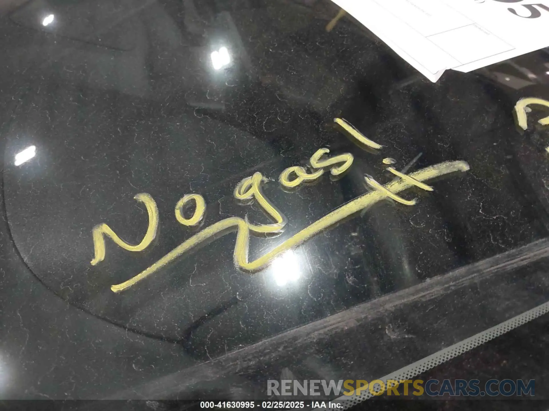 18 Photograph of a damaged car KM8K2CAB4NU878255 HYUNDAI KONA 2022