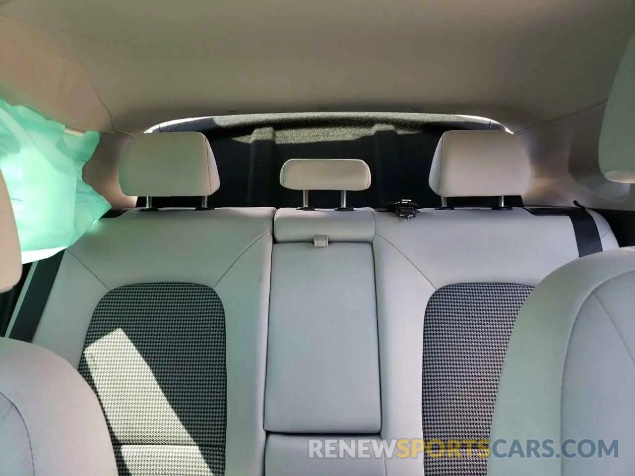 10 Photograph of a damaged car KM8K2CAB8NU797436 HYUNDAI KONA 2022
