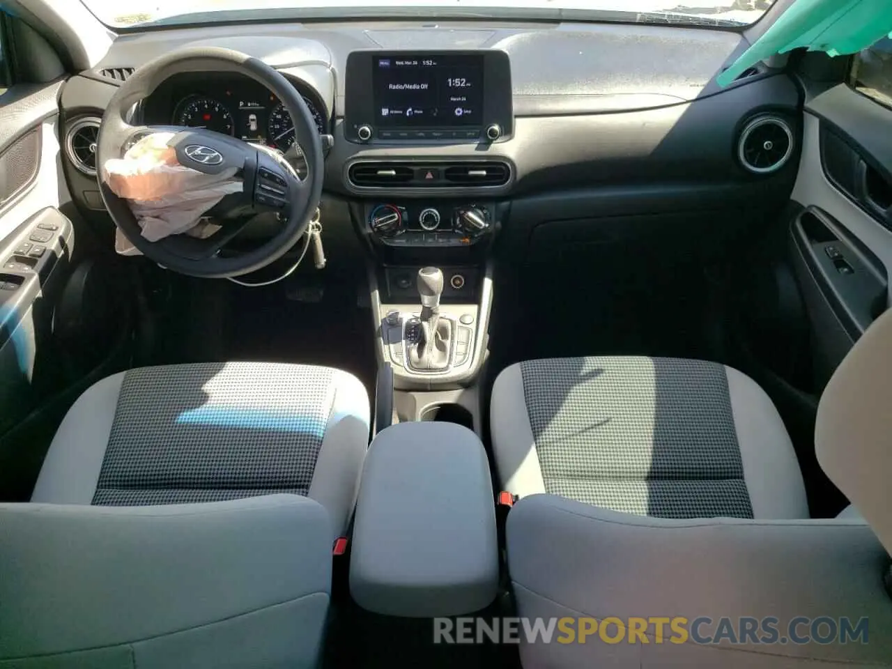 8 Photograph of a damaged car KM8K2CAB8NU797436 HYUNDAI KONA 2022