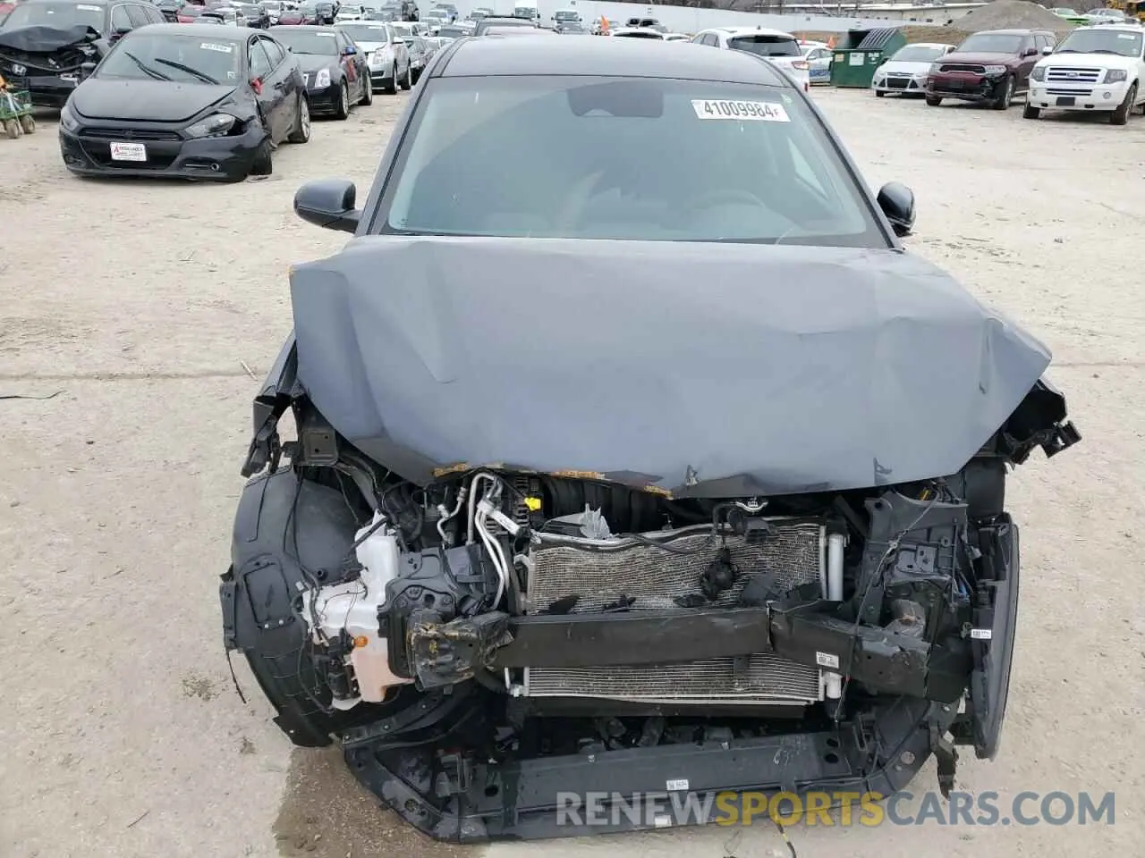 5 Photograph of a damaged car KM8K2CAB8NU818673 HYUNDAI KONA 2022