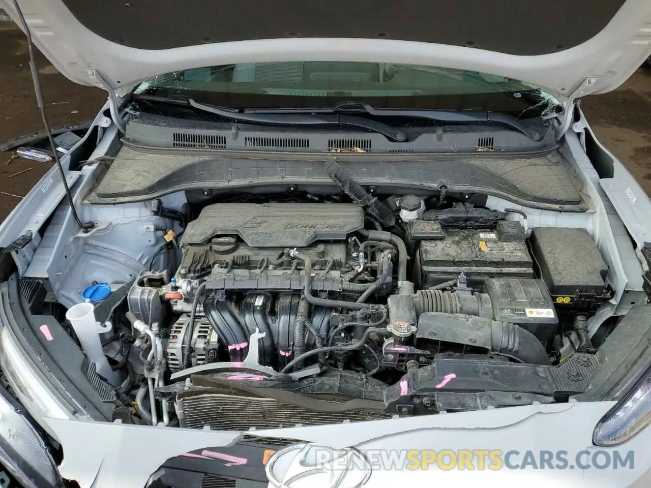 11 Photograph of a damaged car KM8K2CAB9NU908284 HYUNDAI KONA 2022