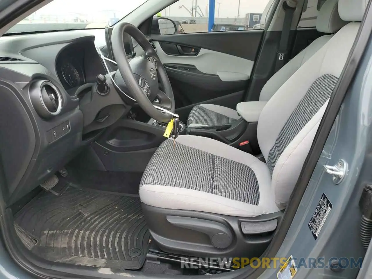 7 Photograph of a damaged car KM8K2CABXNU775390 HYUNDAI KONA 2022