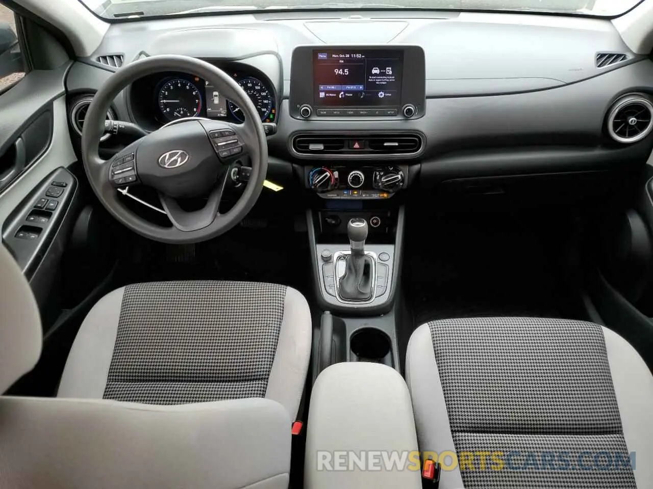 8 Photograph of a damaged car KM8K2CABXNU775390 HYUNDAI KONA 2022