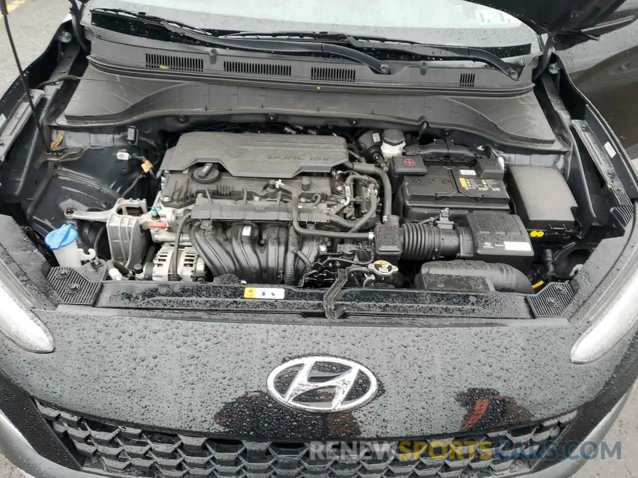 11 Photograph of a damaged car KM8K2CABXNU801843 HYUNDAI KONA 2022